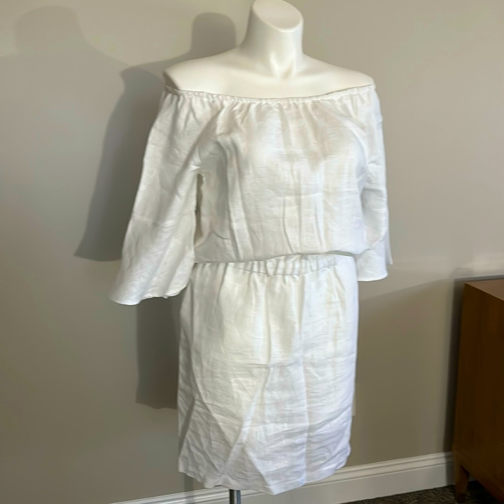 Boston proper white off shoulder dress size L